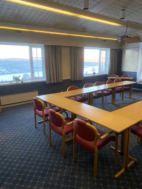 Møterom Dovregubben, oppsett av U